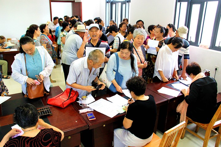 4-报名现场_.jpg