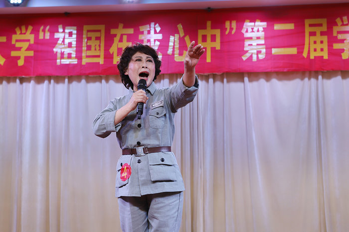 4-张运玲:女生独唱《天下乡亲》.jpg 4-张运玲:女生独唱《天下乡亲》.jpg