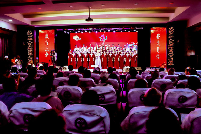 0-百姓大舞台演出现场。.jpg 0-百姓大舞台演出现场。.jpg